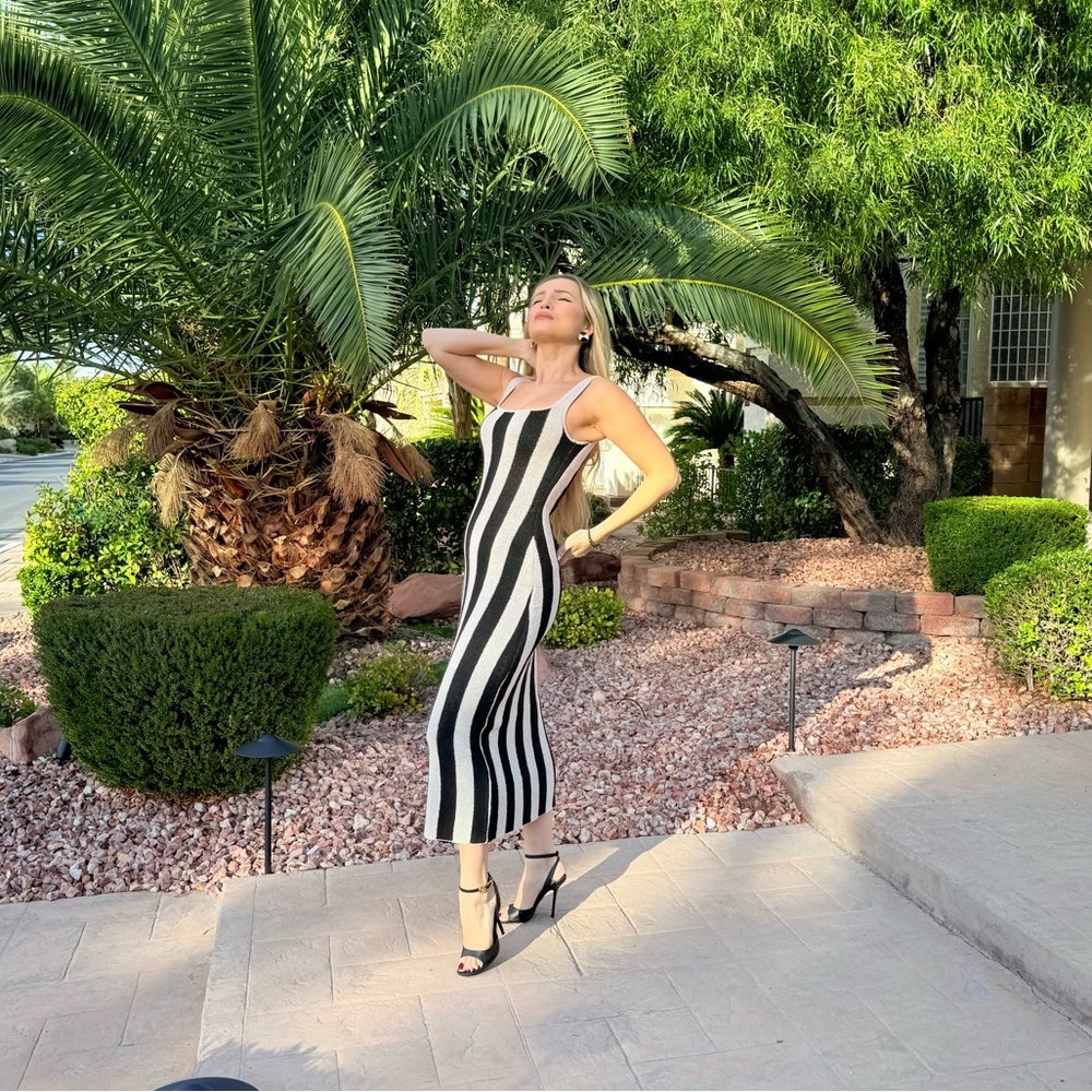 213 ‘Mariella’ Terry Black and White Striped Midaxi Dress